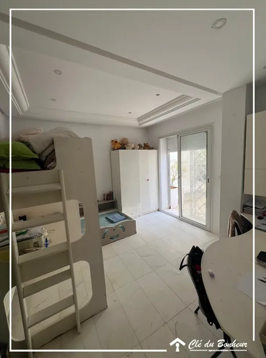 Appartement S+2 au RDC à Ain Zaghouen Nord 