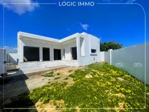 A vendre une maison inachevée située à basabseya Hammamet 