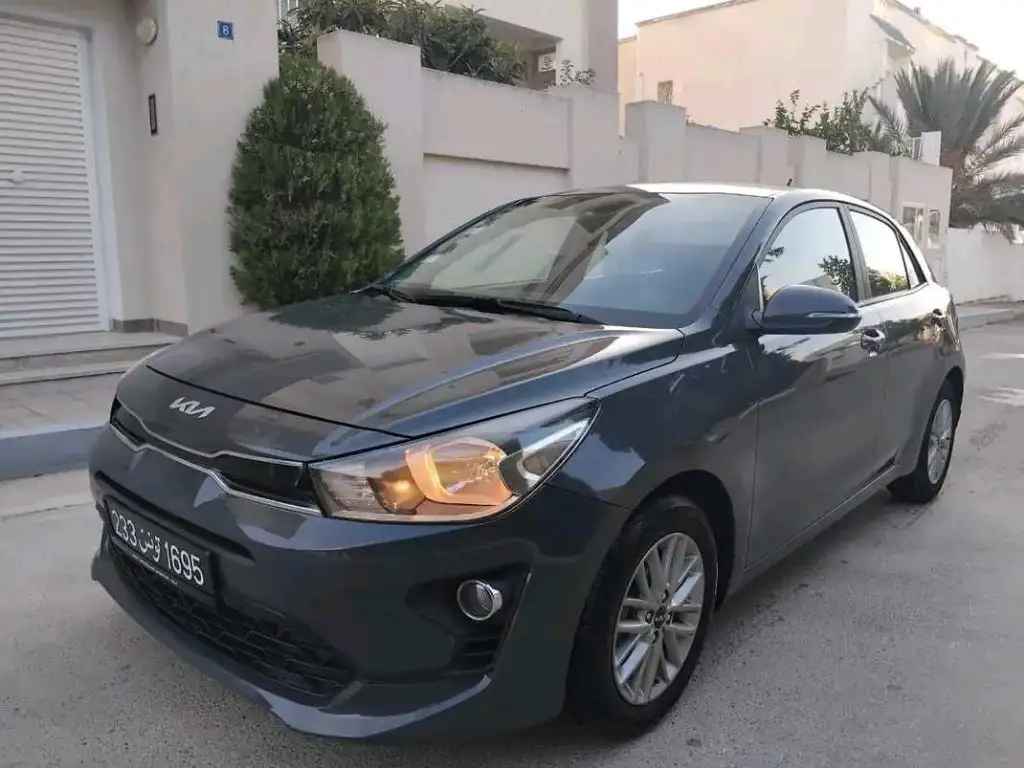 KIA RIO COUPÉ PREMIÈRE MAIN EN EXCELLENT ÉTAT