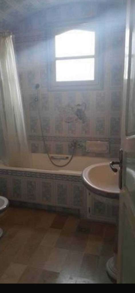 ✨ À VENDRE : RÉSIDENCE PRESTIGE DE 3 NIVEAUX AVEC JARDIN ✨
Style Américain | Vie Privée Totale 