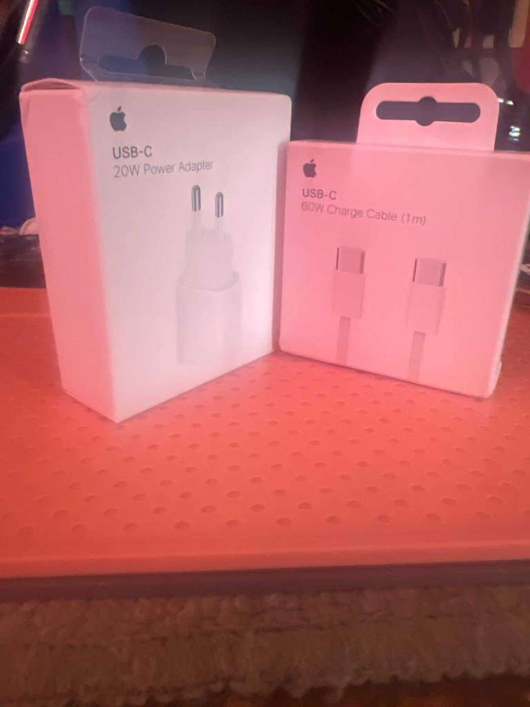 Chargeur iphone 16/15.... 🇫🇷 Original Apple