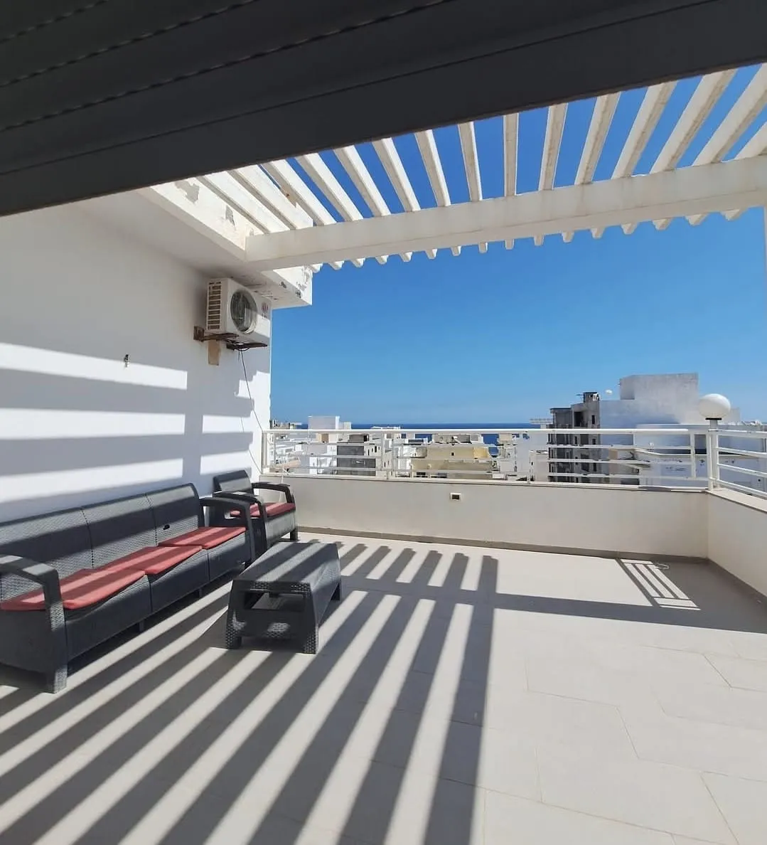 A vendre penthouse s3 vue mer à Tantana kantaoui