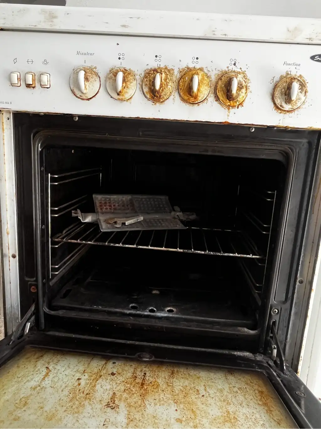 Cuisinière à gaz Satin 4 feux avec four