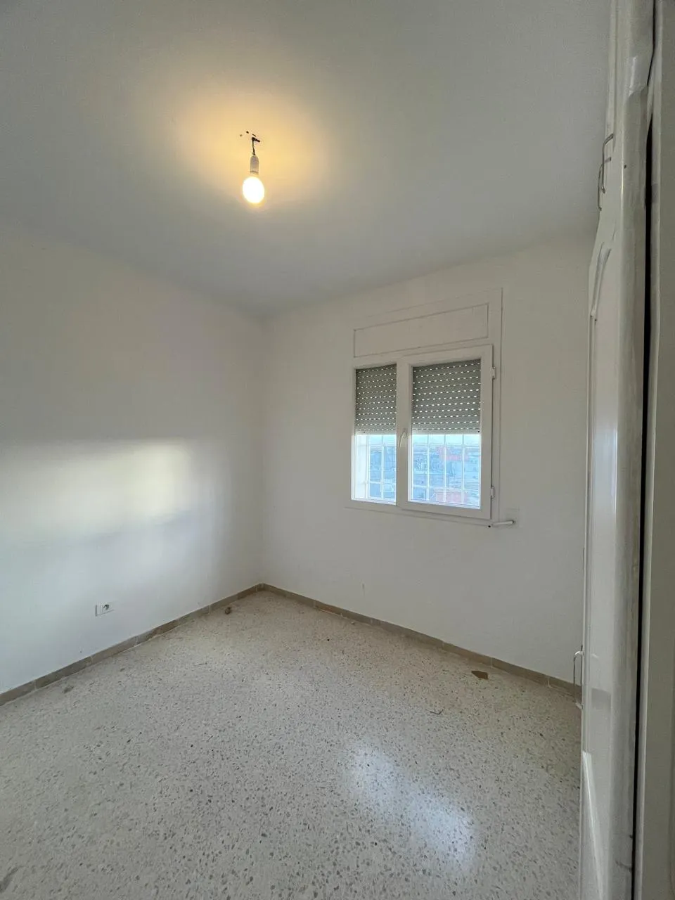 A vendre S+2 a Raoued