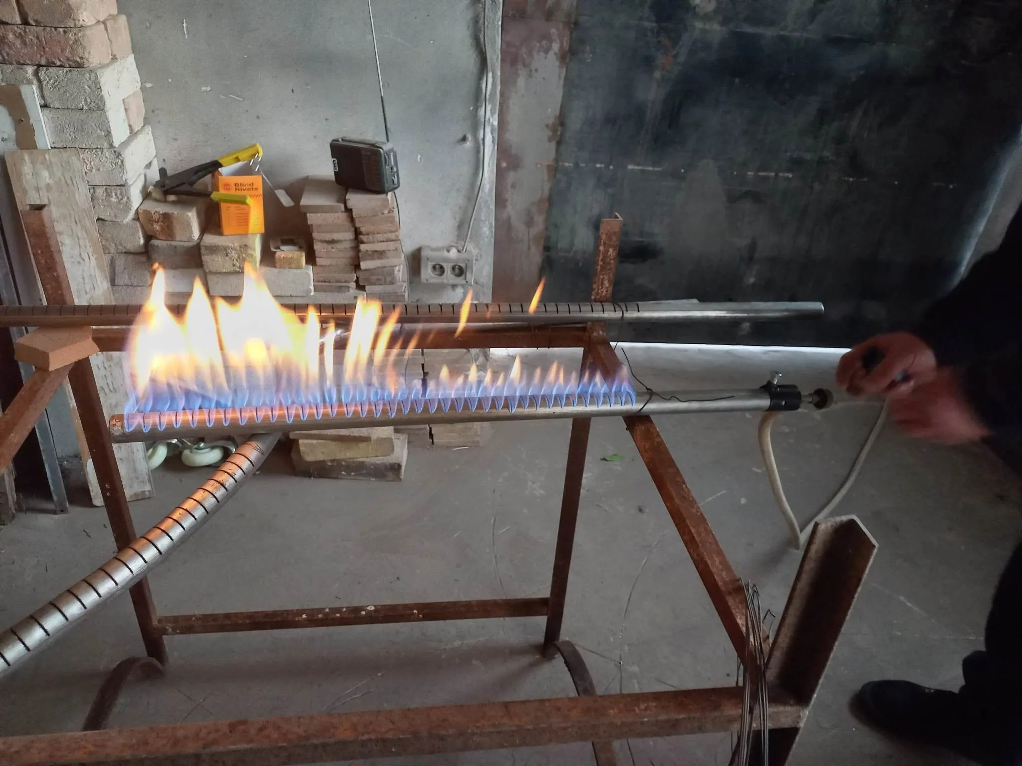 Fabrication de btous genres de rampes a gaz en inox