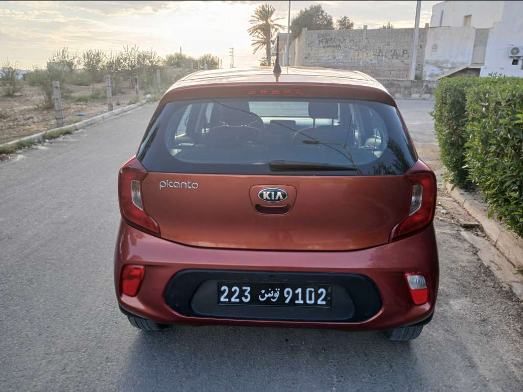KIA PICANTO ESSENCE Tel 24 313 594