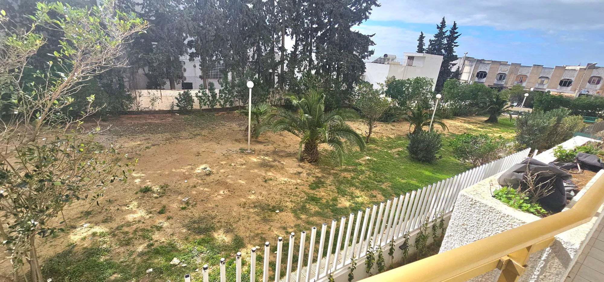 Grand appartement à Manar1