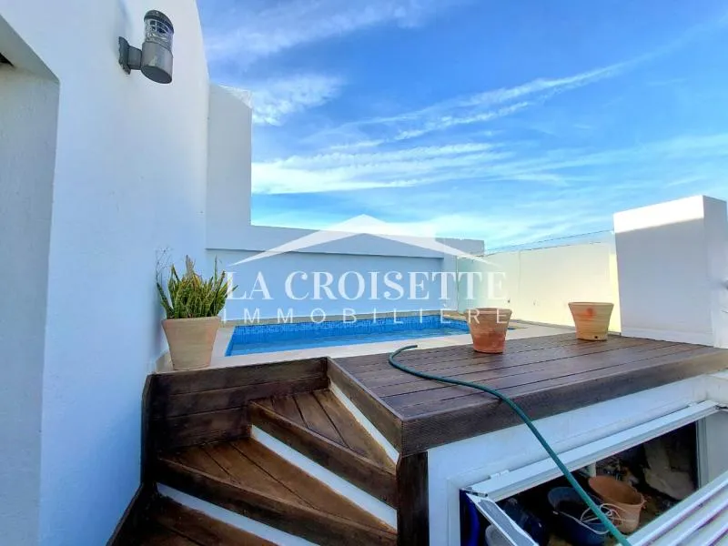 Triplex s4 avec piscine à Gammarth ZTRL0106