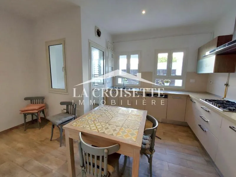 Triplex s4 avec piscine à Gammarth ZTRL0106