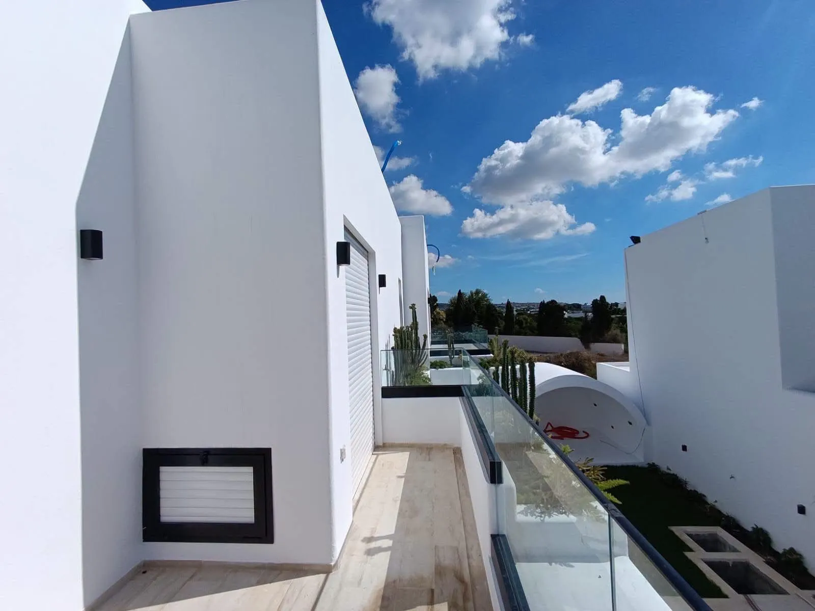 villa en S+4 de style méditerranéen Hammamet centre