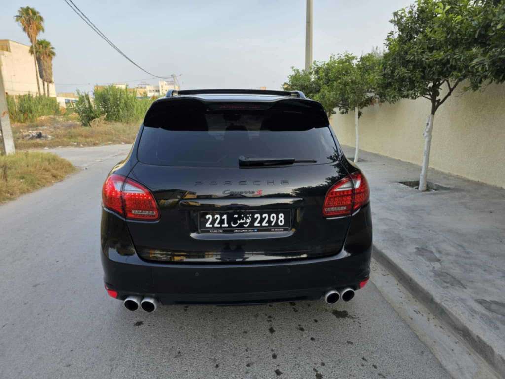 ✅Av porche Cayenne S Kit GTS essence 4.8 V8 modèle 2012 ttoption tél 23.964.164 