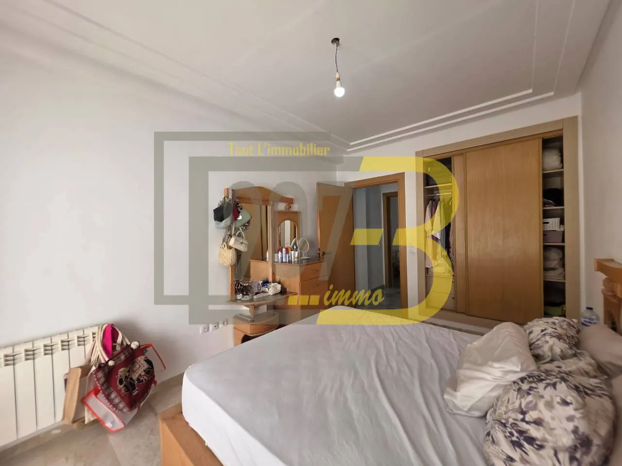 Un très bel appartement S+1 meublé avec jardin à cité Ennasr