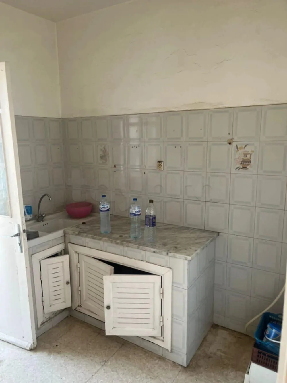 un appartement s+2 au 1er étage (sans ascenseur) a louern a Bardo 2 en Face Pâtisserie Ranim