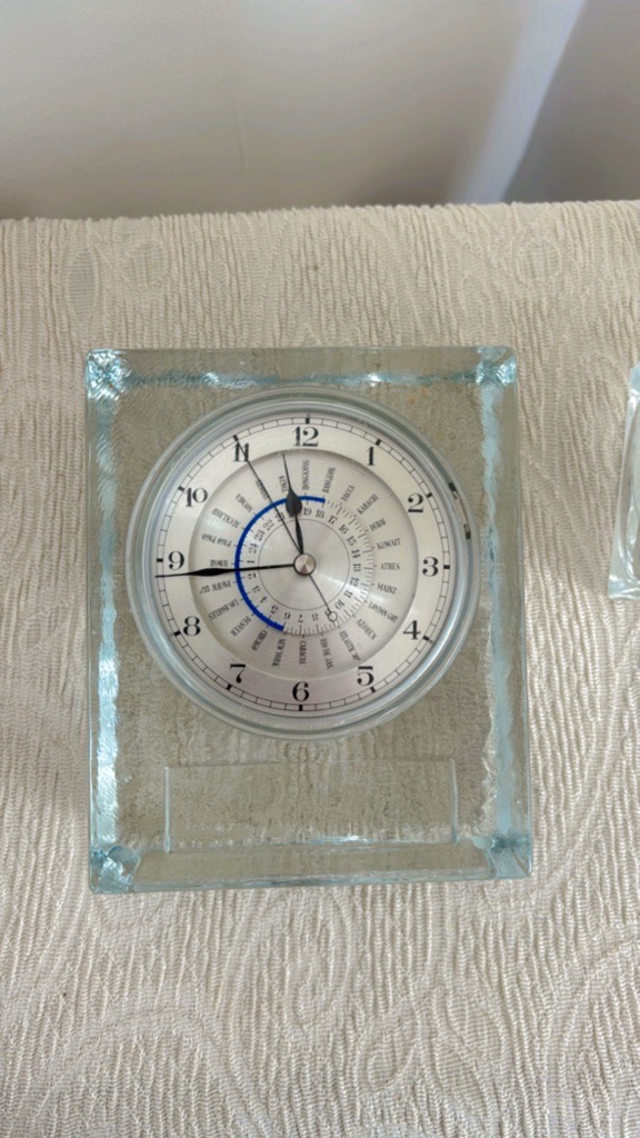 🕰️ Horloge de Table Vintage 70’s – Bloc de Verre Wiesenthalhütte – World Time