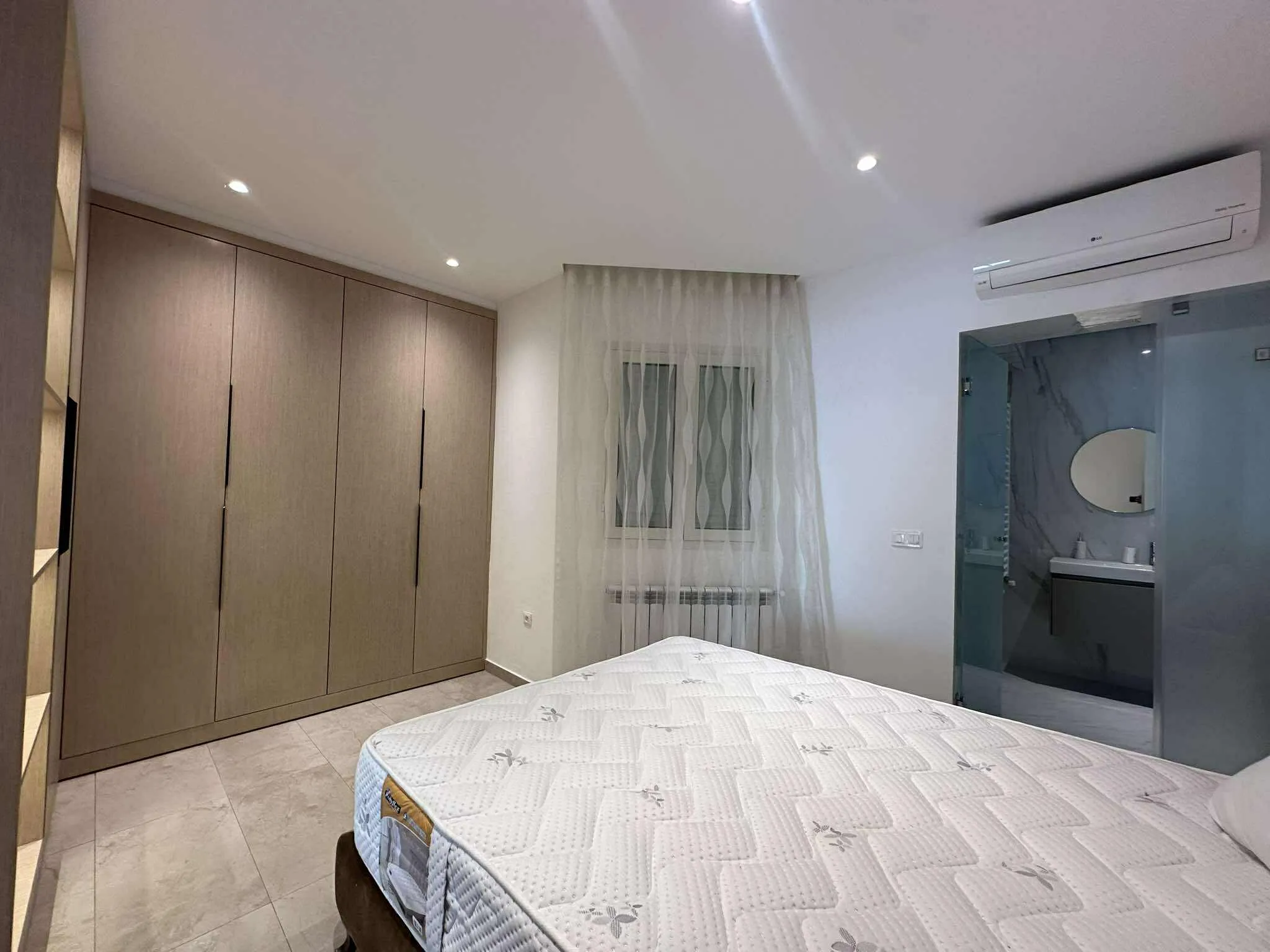 Appartement s+ 3 meublé à Gammarth