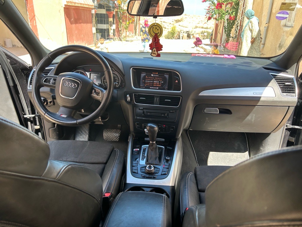 Audi Q5 2L TDI en trés bonne Etat 