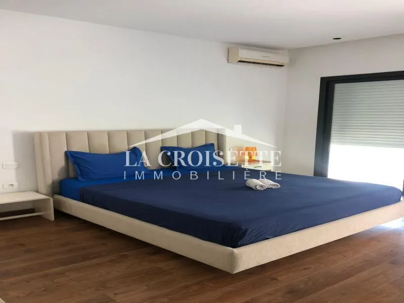 Villa s+4 meublée avec piscine à La Soukra ZVL0036