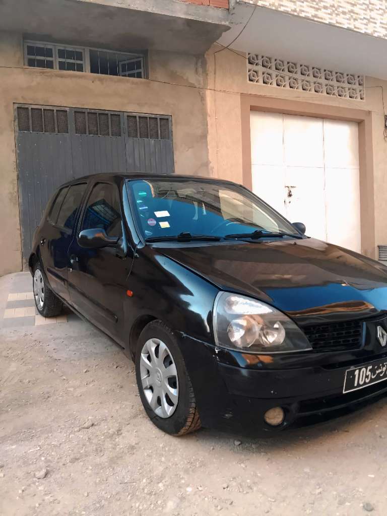Clio bombé en Bonne état 