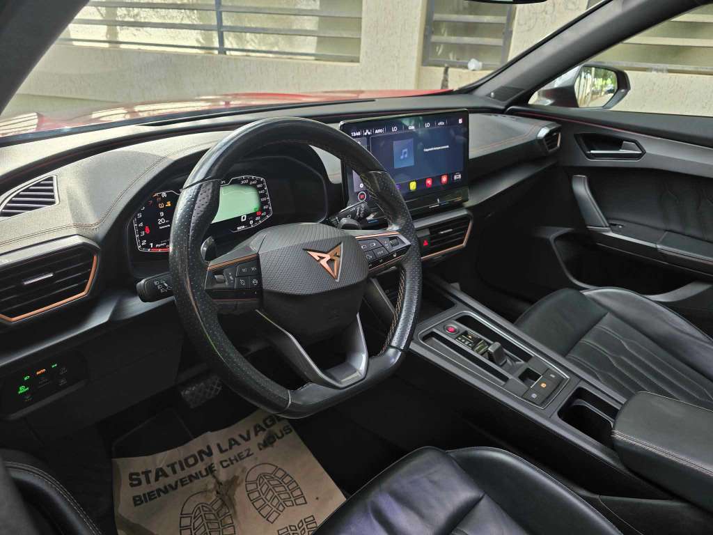 🚘  Cupra Formentort  2022  75.000km 2L 11cv 🚘
          🔁 on accepte l échange des voitures
            