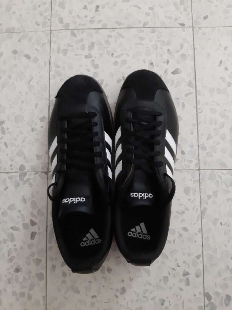 Sneaker Adidas