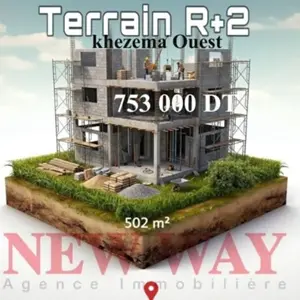Terrain à Khezema Ouest dans un Quartier Résidentiel