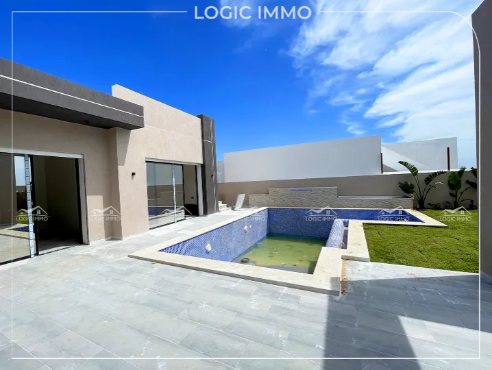 A vendre une Villa plain-pied s+3 en cours de finition située à basatine hammamet