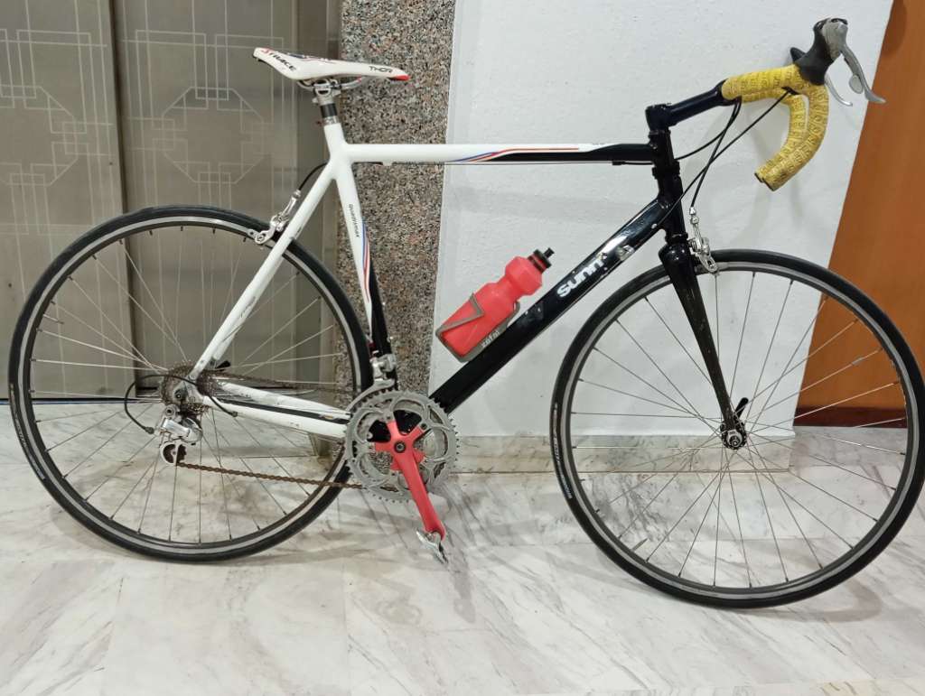 Vélo de course taille L roue 700 