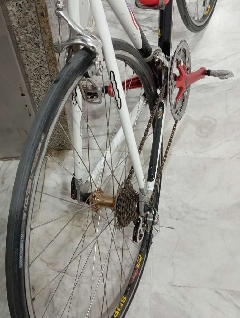 Vélo de course taille L roue 700 