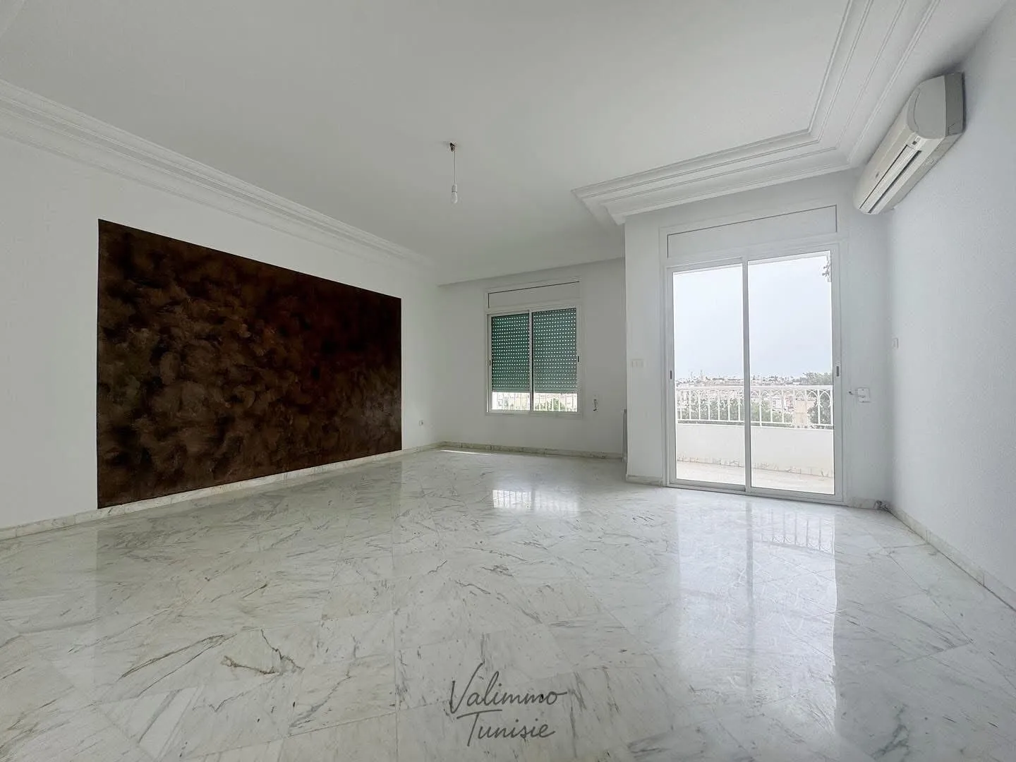 A Vendre Appartement S+4 à Jardin d'el Menzah