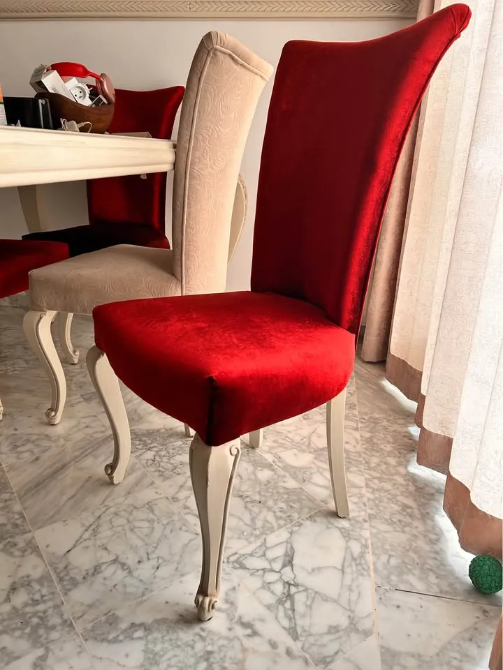 Table à manger + Bahut 