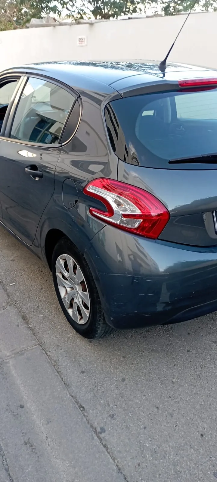 Très belle Peugeot 208