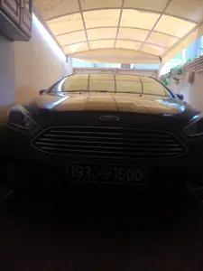 ford focus berline titanium
