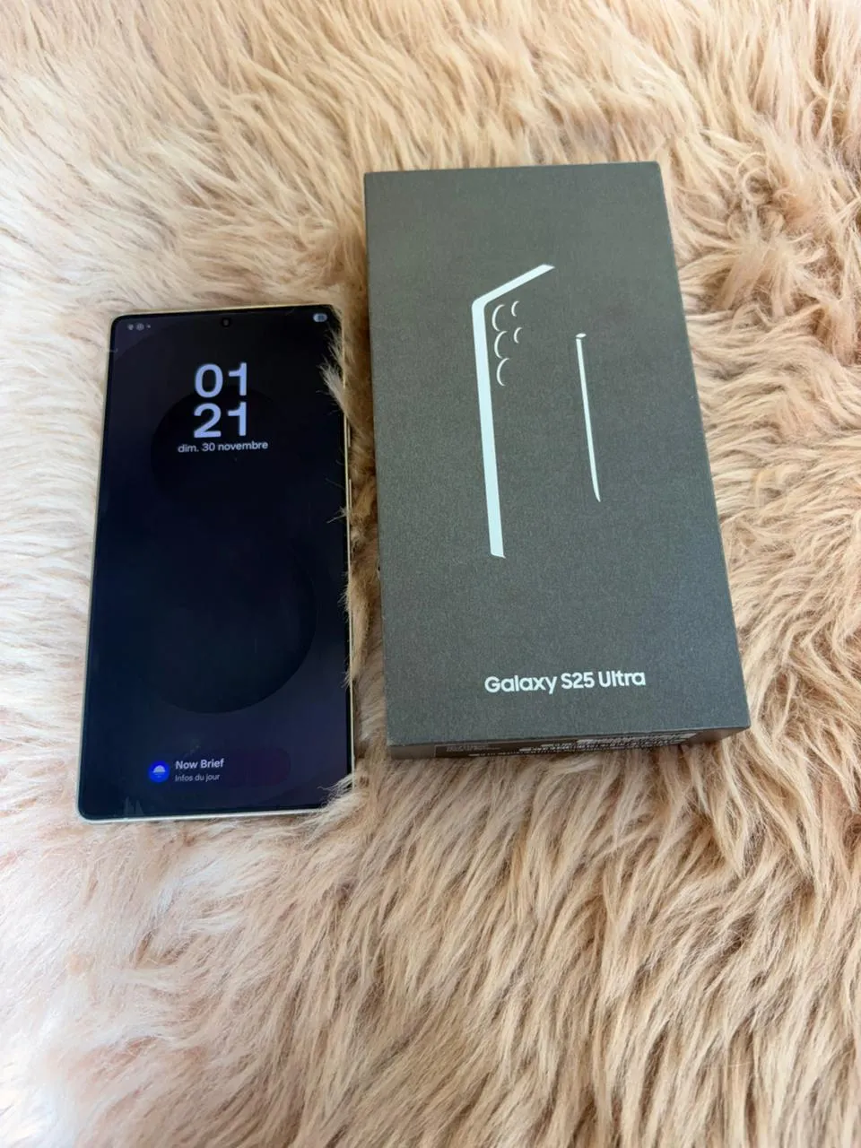 a vendre Samsung Galaxy S25 Ultra