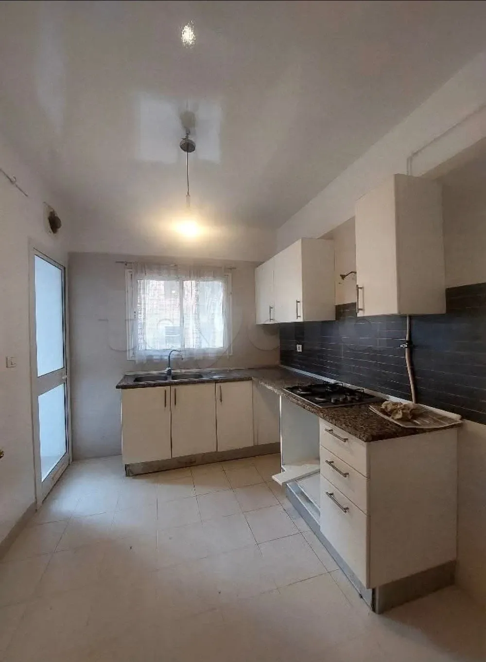 A louer S+2 cité el wahat