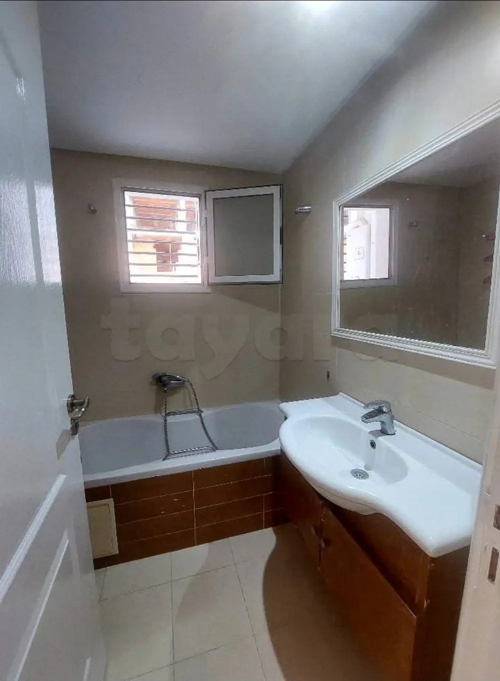 A louer S+2 cité el wahat