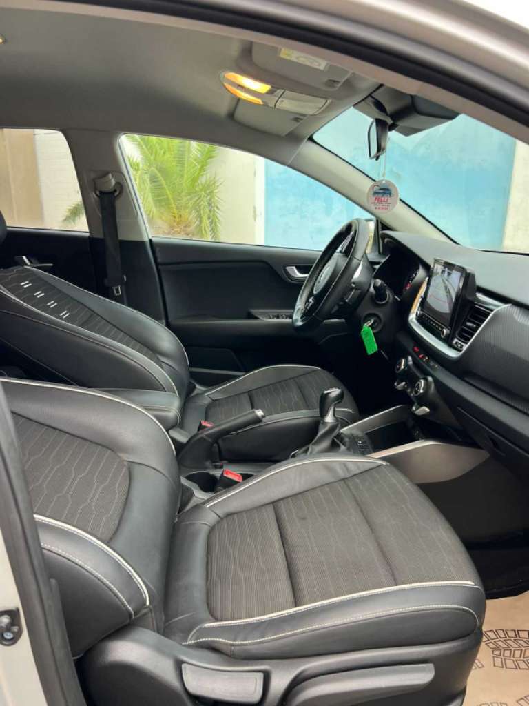 KIA STONIC GT LIGNE 