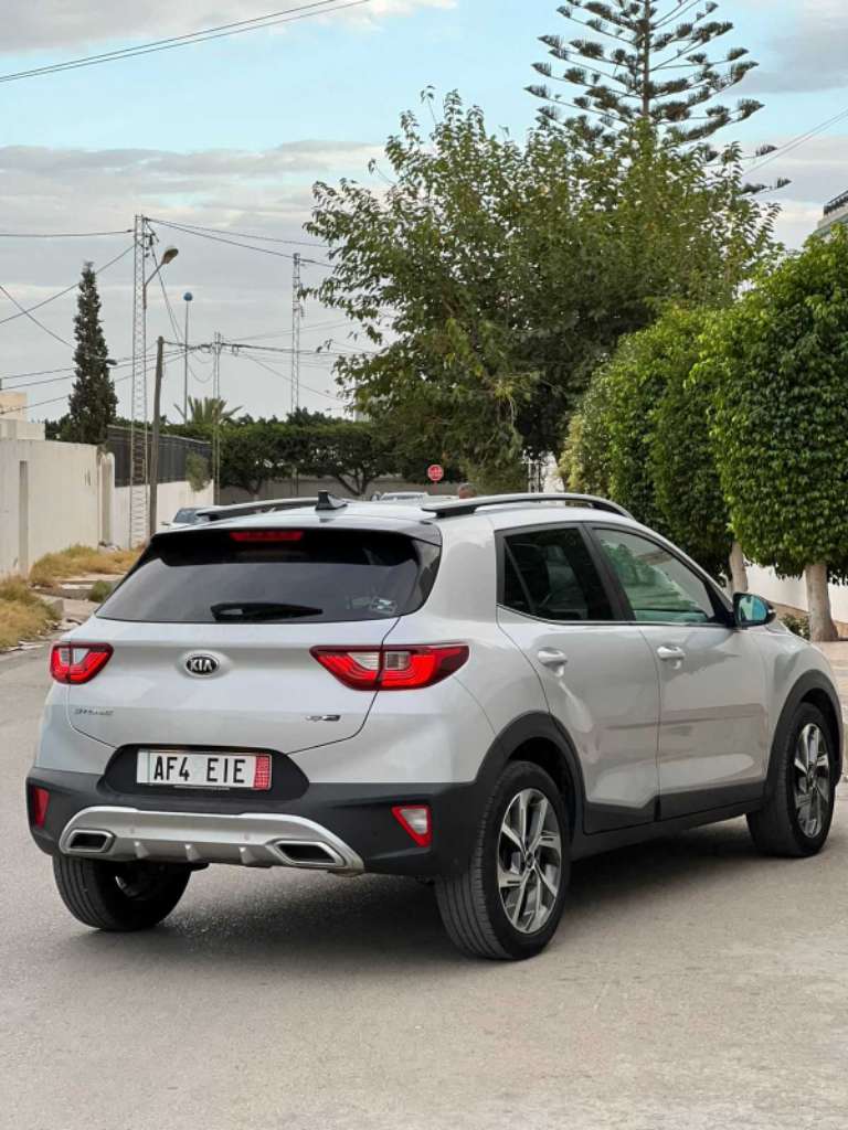 KIA STONIC GT LIGNE 