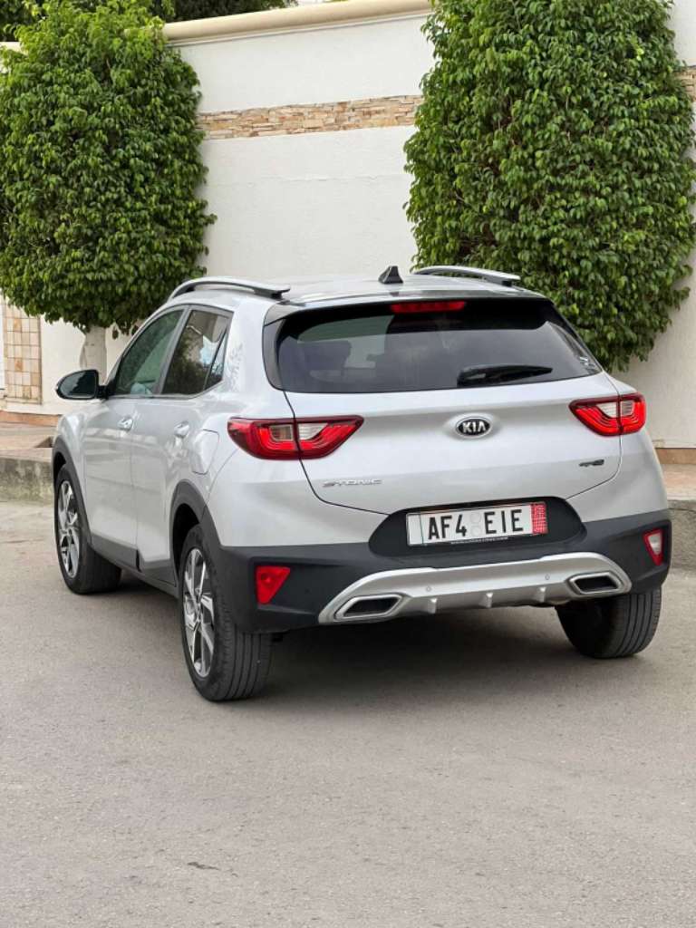 KIA STONIC GT LIGNE 