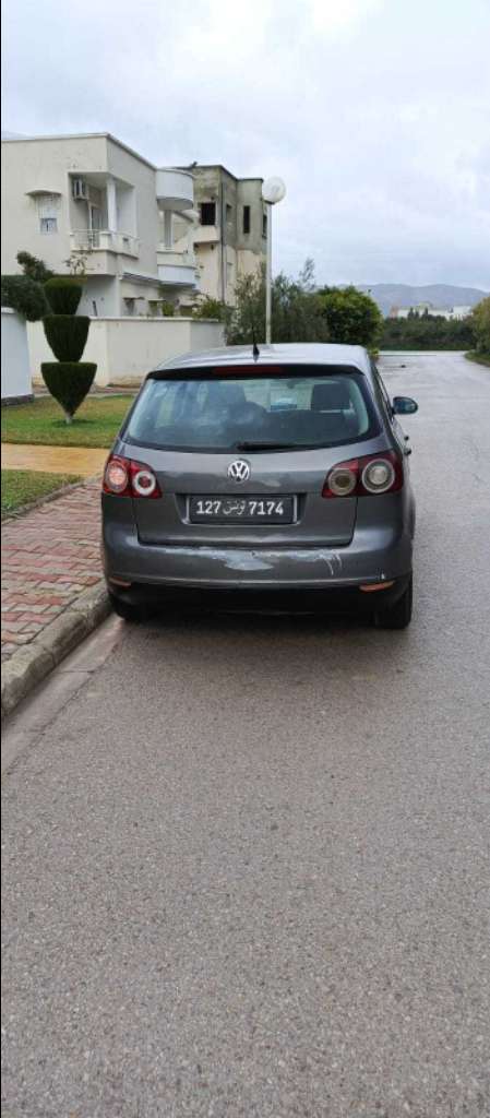 Golf 5 plus a vendre 