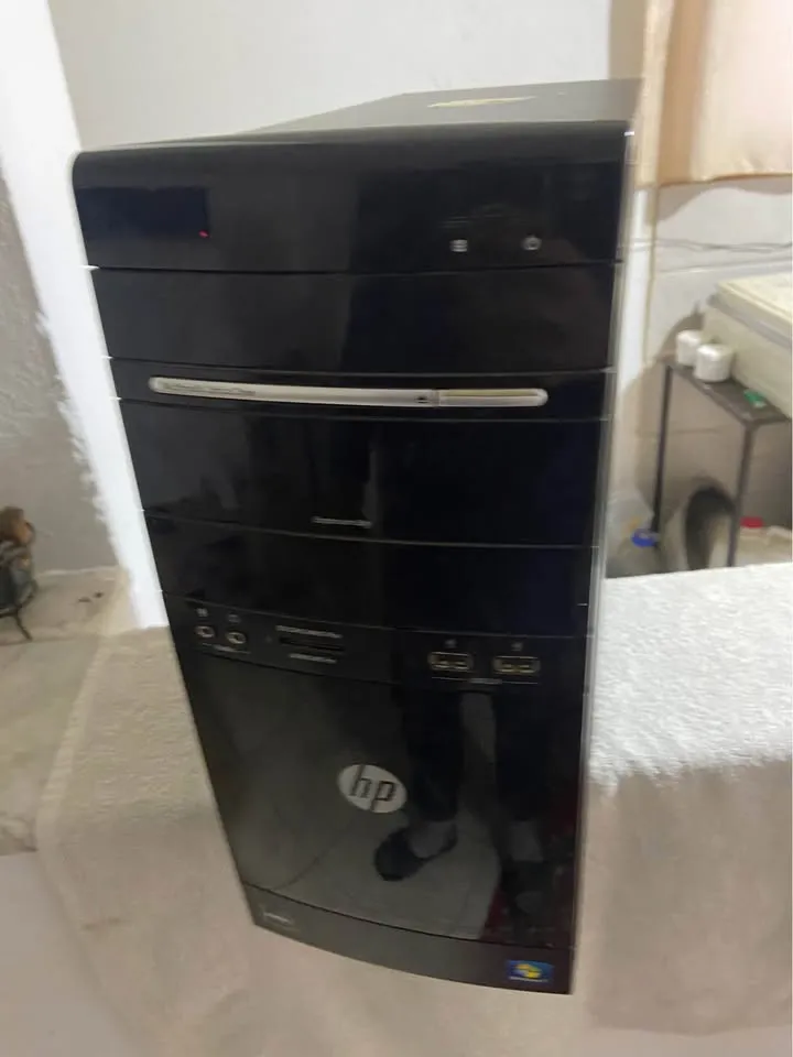 Unité centrale HP 6Go / 500 Go / GT120