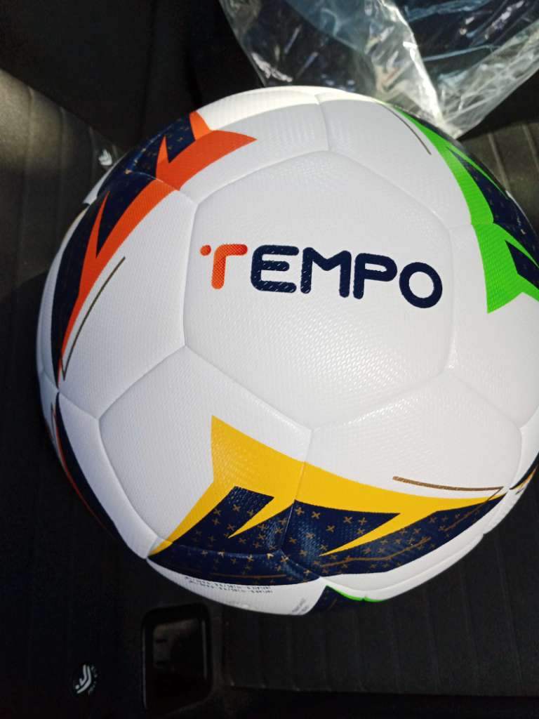 Tempo ballon de football PRO