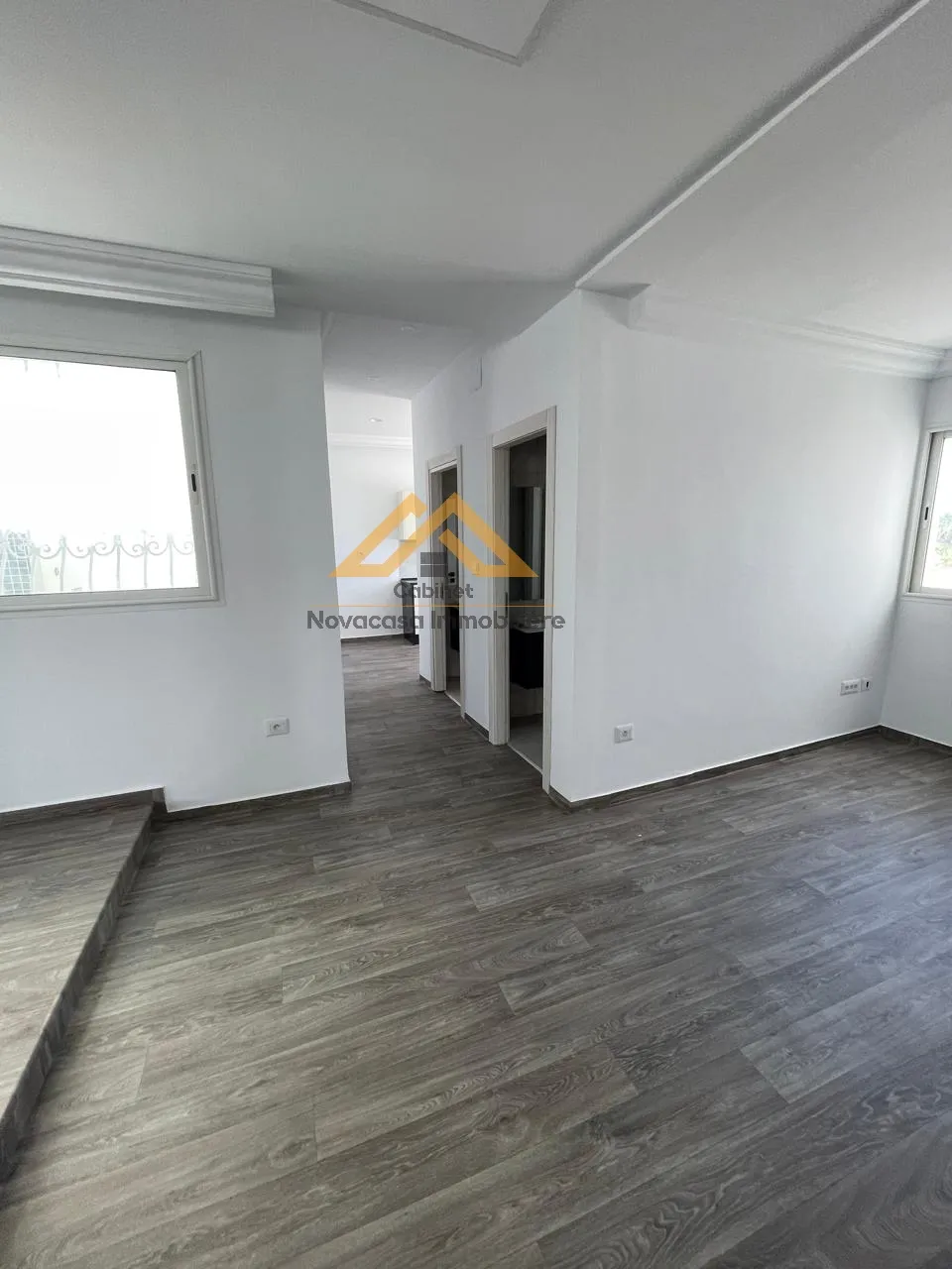 À Louer : Bureau Open Space 130 m² – Zone Touristique Khzema