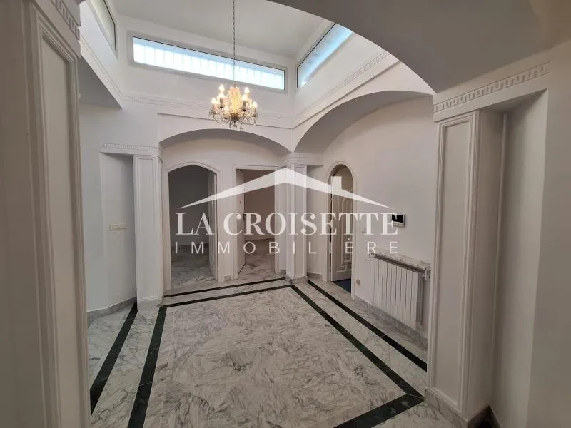 Villa S+6 à La Marsa MVL0131