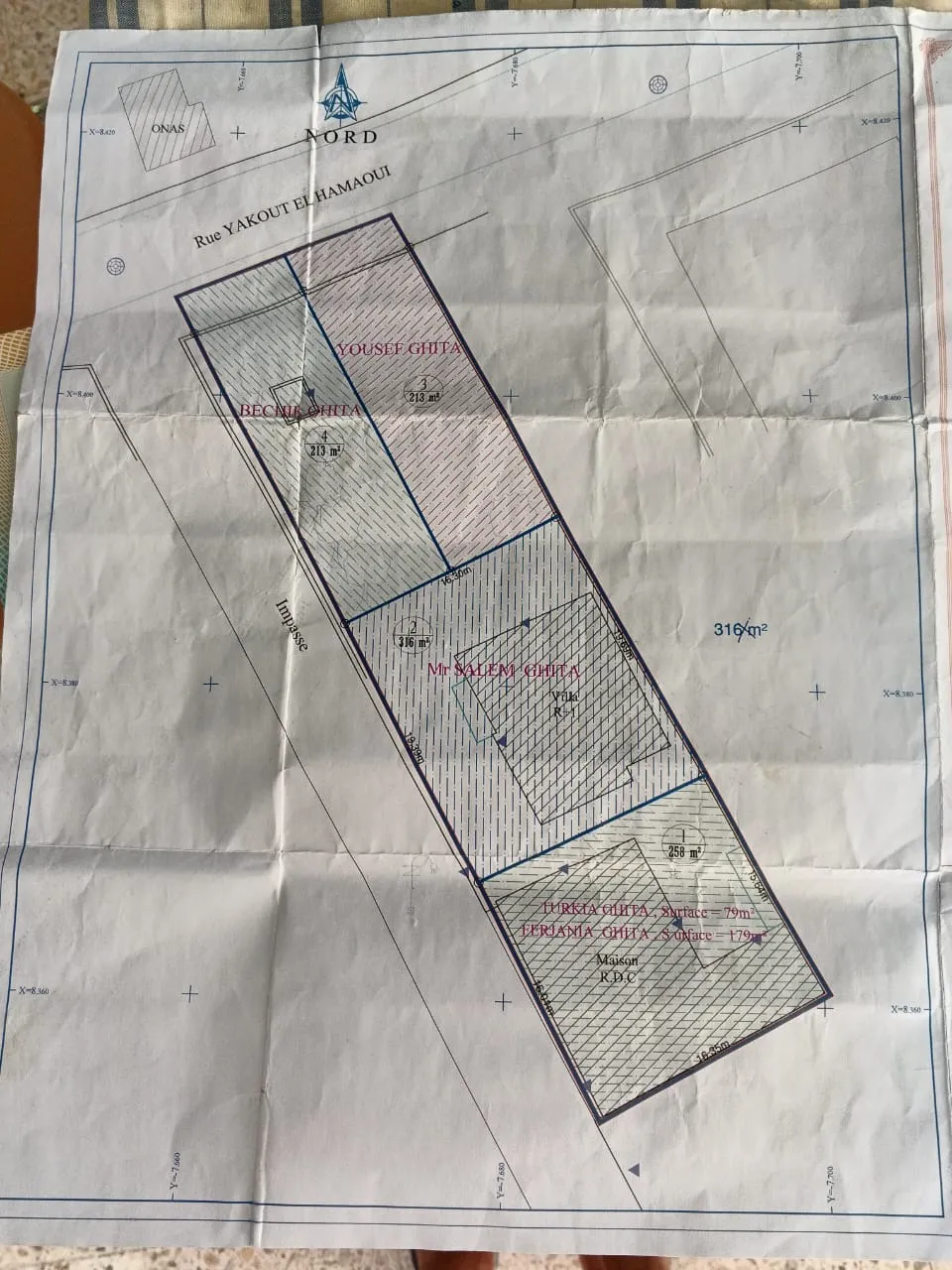 TERRAIN A VENDRE