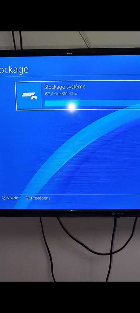 2 ps4 et 7 cd importé