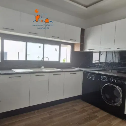 ✨️À vendre une villa avec piscine S+3 à Sultan Hammamet Nord✨️