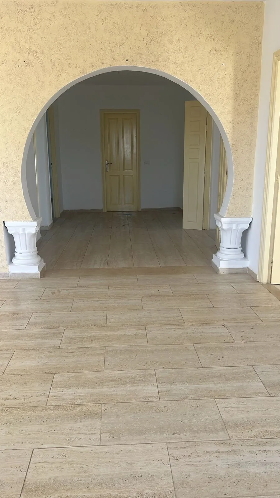 A vendre! Villa avec emplacement stratégique🌊 s+5🙌 à 1.5 km de Yasmine Hammamet⛱🎉