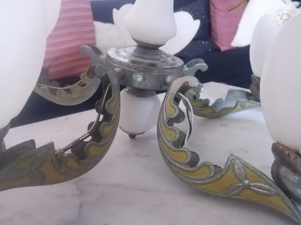اثنين ثرية للبيع في حالة جيدة جدا