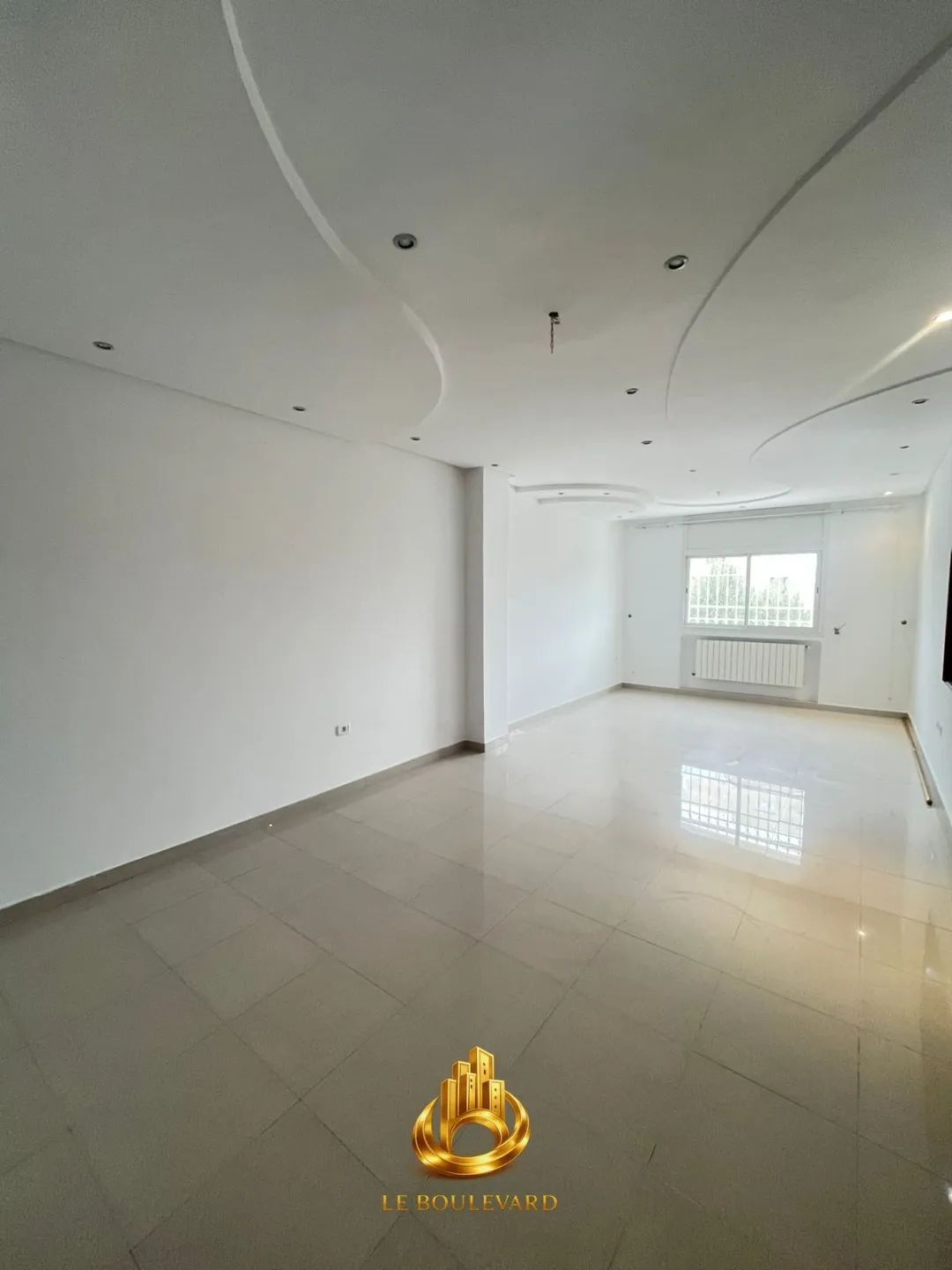 A Louer Etage De Villa 2S+3 Situé à Route De Tunis, Nabeul 