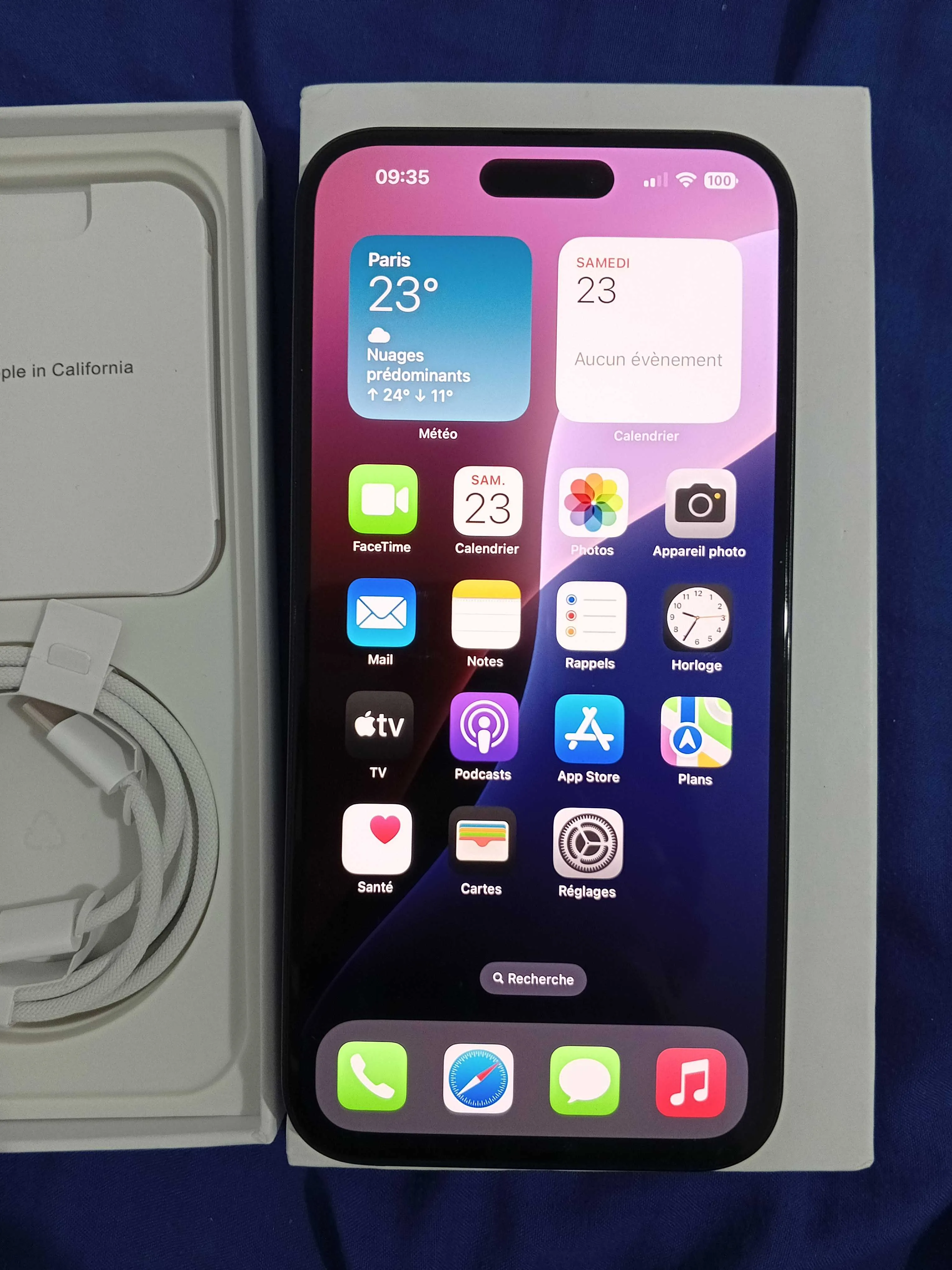 iPhone 15 Plus | Noir | Etat neuf ( Jamais utilisé ou Reparé ) | Batterie 100 % | 128G | 2500 DT